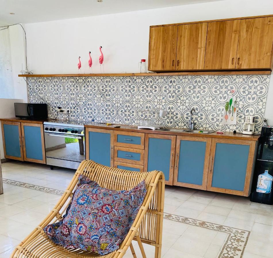 Villa Biru - 500M Batubelig Beach Canggu Buitenkant foto